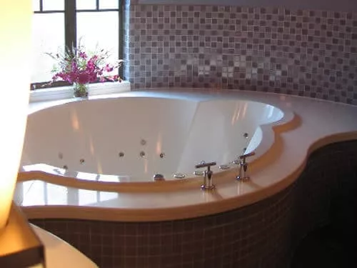 Hydrotherapy baths